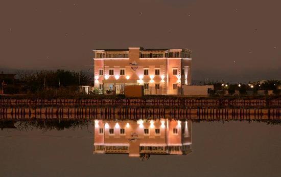 Hotel Belvedere Margherita Di Savoia Buitenkant foto